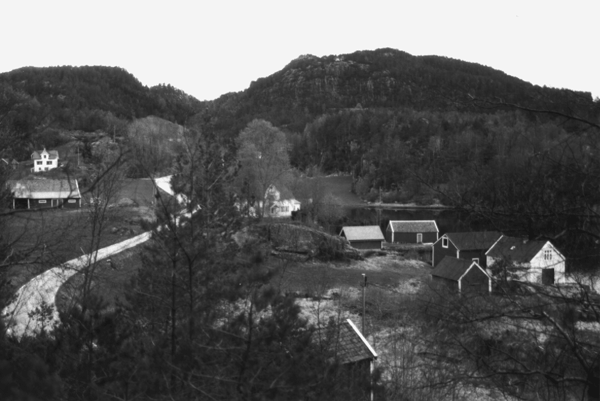 Torsvik, B.nr. 1 og 2.